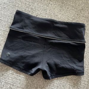 Reversible Lululemon spandex shorts! Size extra small black and striped